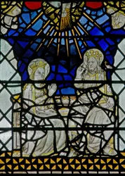 Ventana w2 que representa la Coronación de la Virgen