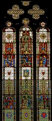 Ventana w31 que representa una ventana compuesta con San Edmundo, San Guillermo, San Jorge, Anunciación, Adoración de los Magos