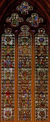 Ventana w42 que representa la ventana de Peter de Dene con escenas de la Vida de Santa Catalina