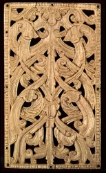 Relieve perforado de hueso inglés, c.1125-50: Antiguamente encuadernación de Biblia impresa, 1552