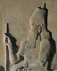 El rey Sargón II de Asur ...