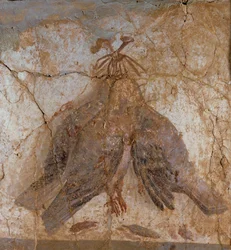 Tres pájaros colgantes de Pompeya, Italia (mural)