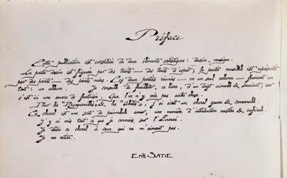 Página de prefacio manuscrito de partitura con dibujos