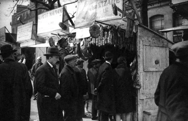 Feria de jamón en el Boulevard Richard Lenoir, París, 1931