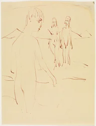 Tres figuras de pie al aire libre