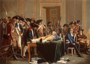 La mañana del 10 de Thermidor Año II; Maximilien de Robespierre, con la mandíbula fracturada, extendido sobre una mesa (cromolito)