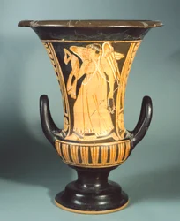 Cáliz-crátera (gran jarrón) del Pintor de Berkeley que representa un espíritu alado. Cerámica de figuras rojas. Civilización etrusca, siglo IV a.C.