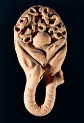 Civilización etrusca, ofrenda votiva de terracota que representa un intestino
