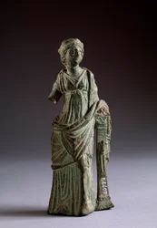 Civilización etrusca: escultura de bronce de una figura oferente, de Montalcino, Italia, siglo II a.C., Dim 18 cm