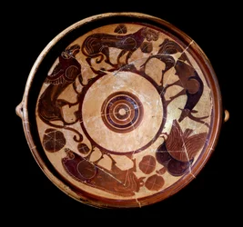 Plato de terracota que representa animales, 600-590 a.C.