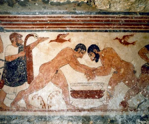 Dos luchadores. (detalle de fresco, 530 a.C.)