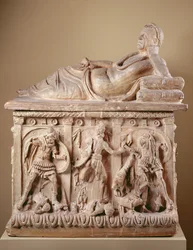 Urna cineraria, siglo II a.C. (terracota con policromía)