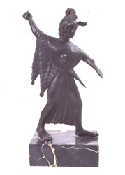 Figura de Minerva luchando, etrusca