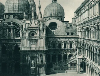 Patio del Palacio Ducal, Venecia, Italia
