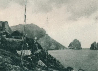 Marina Piccola con redes de cazadores, Capri, Italia, 1927