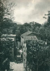 Calle estrecha, Capri, Italia, 1927