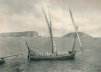 Barco de vela en el puerto de Nápoles, Italia, 1927