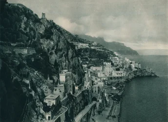 Vista de Amalfi, Italia, 1927