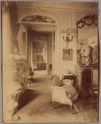 Interior de Mlle Sorel, de la Comédie-Française, avenida de los Campos Elíseos