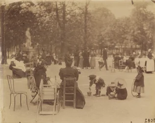 Mujeres y niños en los Jardines de Luxemburgo
