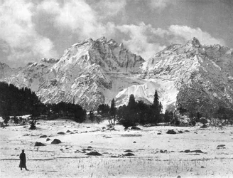 Montañas de Sonamarg, Cachemira, India, principios del siglo XX