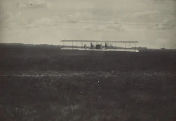 [Caproni Ca. 36 por detrás]
