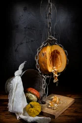 Calabaza de Halloween encadenada