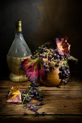 Vino rústico y uvas
