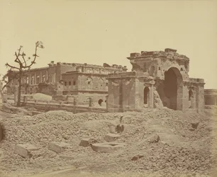 Puerta y Salón de Banquetes, Lucknow