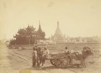 Pagoda y Kyaung construidos por el Capitán de la Guardia del Cuerpo del Rey Thibaw Min
