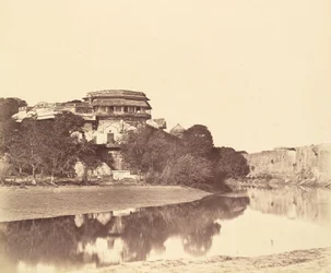 Parte del palacio y Sulim Ghur