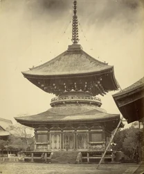 Pagoda de un piso, santuario Hachiman, Kamakura