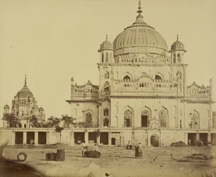 Pequeña mezquita en el Kaiserbagh