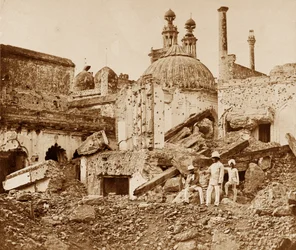 La mina en el chutter Munzil explotada por el enemigo en el primer ataque del General Havelock, Lucknow