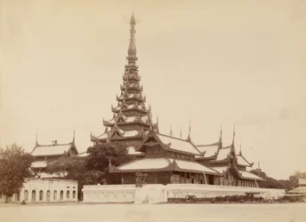 El Palacio Mandalay (Centro del Universo)