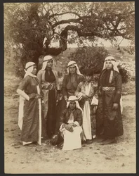 Grupo de jóvenes muchachas drusas: monte Carmelo
