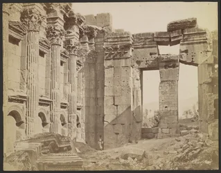 Interior, Templo de Júpiter, Balbek