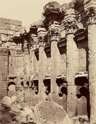 Interior del Templo de Júpiter - Baalbek