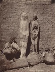 Momies Egyptiennes (Momias egipcias),c. 1870 (foto)