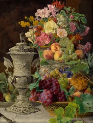 Bodegón con frutas, flores y un cáliz de plata