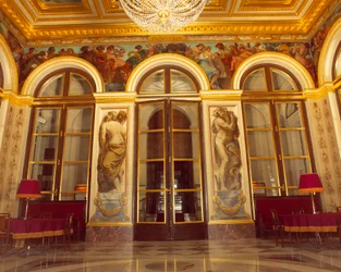 Pared norte del salón del rey decorada por Eugène Delacroix (1798-1863)