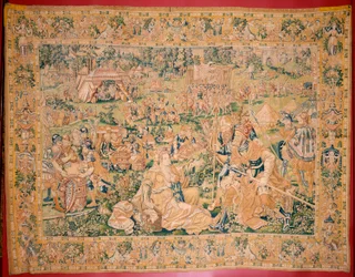 Tapiz flamenco. Serie El libro de Judit. La decapitación de Holofernes. Séptimo tapiz de la serie. Fabricación en los Países Bajos, Bruselas (?). Segunda mitad del siglo XVI. Tejido de lana. Ubicación Iglesia de San Nicolás