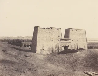 Edfou Apollonopolis Magna, Vista general del templo, 1851-52, impreso 1853-54
