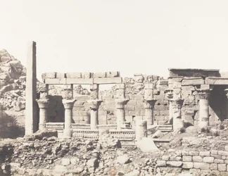 Isla de Fileh Filé, edificio del sur y parte de la columnata occidental, 1851-52, impreso 1853-54