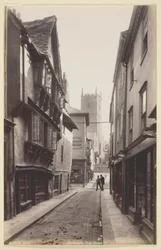 Dartmouth, Calle Foss