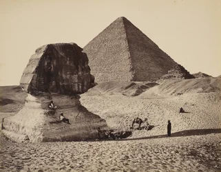 La Esfinge, la Gran Pirámide y dos pirámides menores, Guiza, Egipto