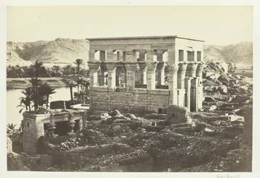 La cama del faraón, Filé, desde el Gran Templo, 1857