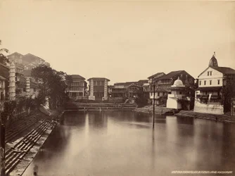 Templos y estanque, Walkeshwur