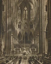 El Altar Mayor y el Retablo Más Allá del Coro de la Abadía de Westminster, c. 1935