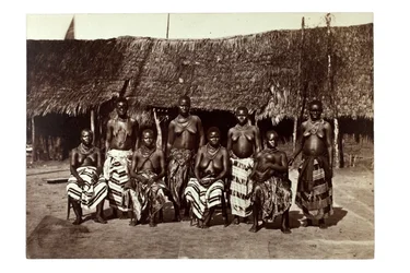 Esposas del Rey Jorge, Opobo, cerca de Calabar, Nigeria, c.1870